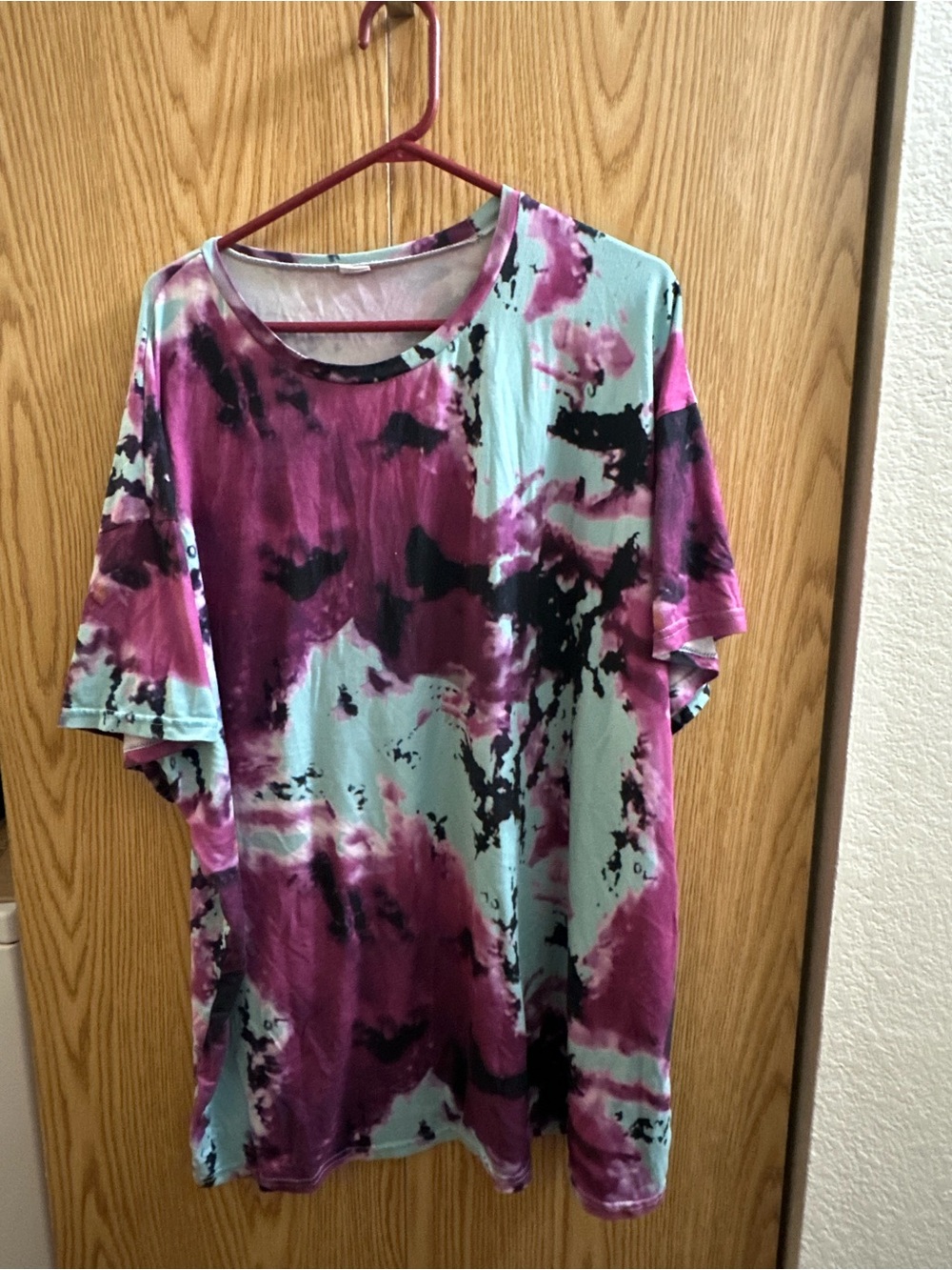 Tie-Dye Short Sleeve Tee in Mint & Magenta